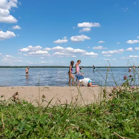 Ferienhaus Bungis Ferien Direkt Am Grimnitzsee, Karree 11 *